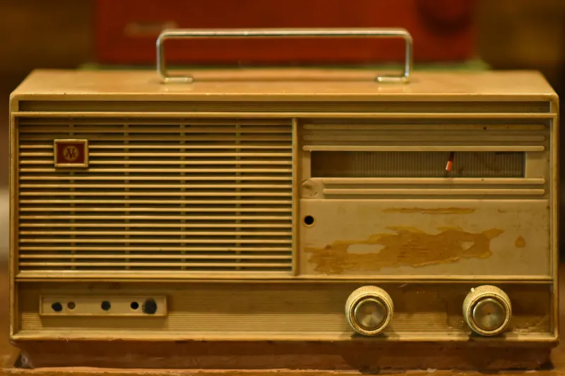 Dial Into the Dark: The Phantom AM Stations Broadcasting Experimental Music to Nobody and Everybody
